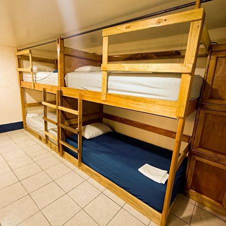 Hostal El Rio León 외부 사진