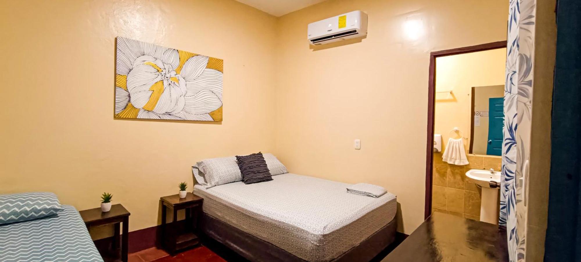 Hostal El Rio León 외부 사진