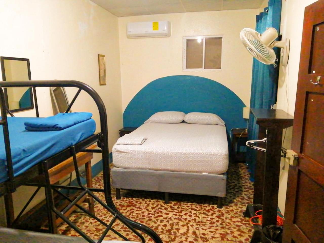 Hostal El Rio León 외부 사진