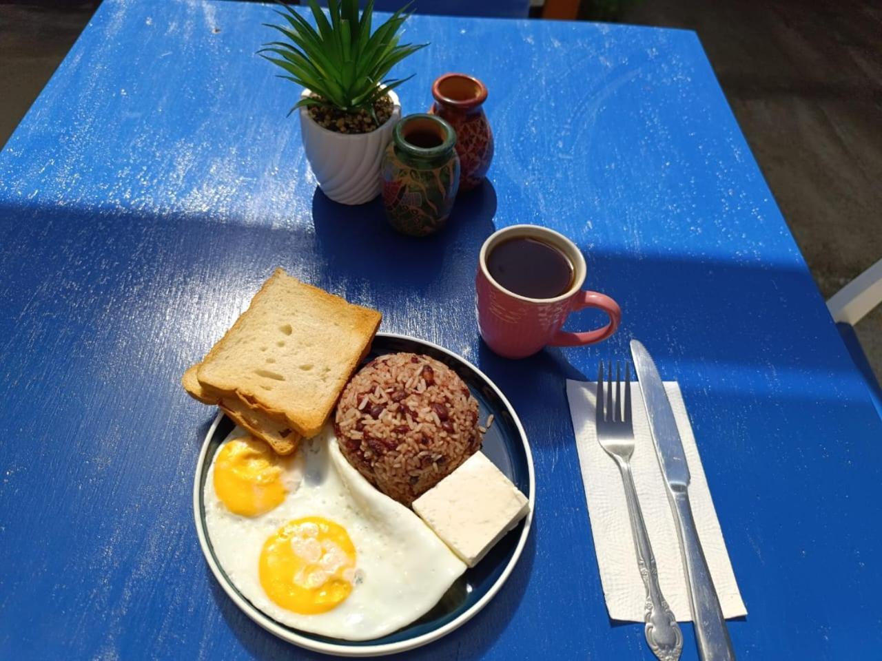 Hostal El Rio León 외부 사진